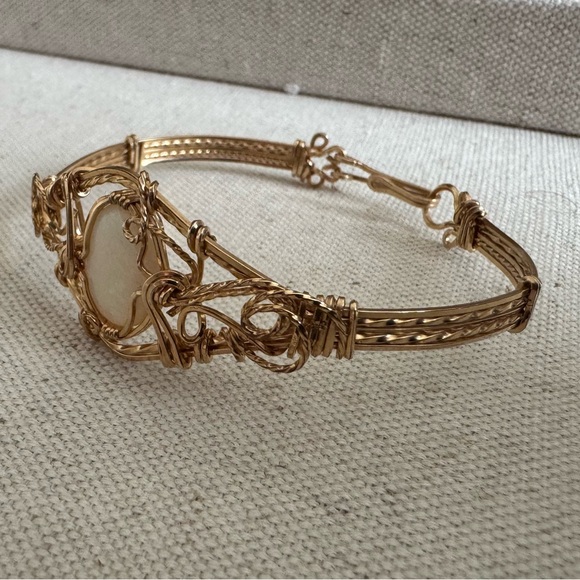Vintage Inspired Gold Wire Wrapped Bracelet with Opalescent Center Stone - Picture 5 of 12
